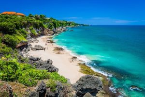 Pantai Tegal Bacin, Rekreasi Pantai Nan Eksotis & Tersembunyi Di Bali